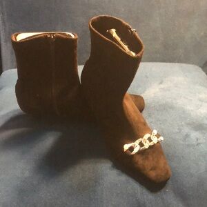 Elegant Black Suede Ankle Boots with Chain Detail